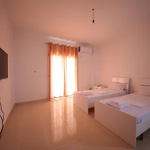 Hotel Andrea Bashuri 